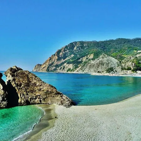 Terrace Monterosso * 蒙特罗索阿尔马雷